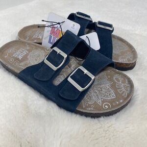 NWT Muk Luks Womens Footwear Genuine Suede Sandals Memory Foam Insole Size 9